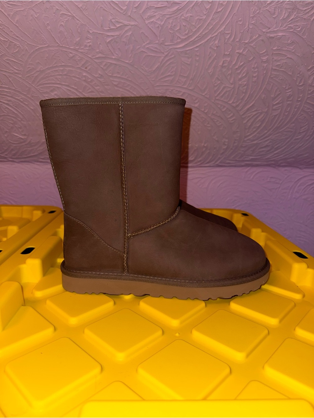 UGG Classic Short II